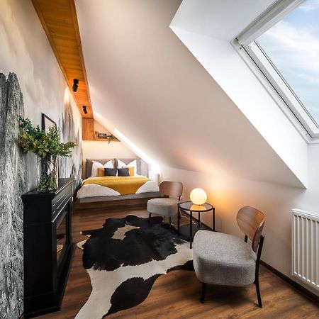 Cozy Mountain Attic Apartment In High Tatras Vel'ka Lomnica Luaran gambar
