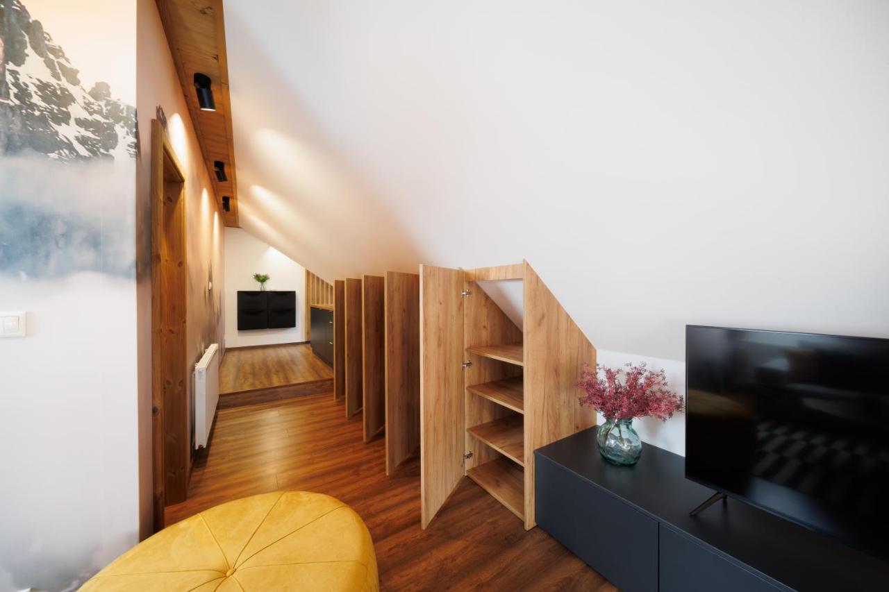 Cozy Mountain Attic Apartment In High Tatras Vel'ka Lomnica Luaran gambar